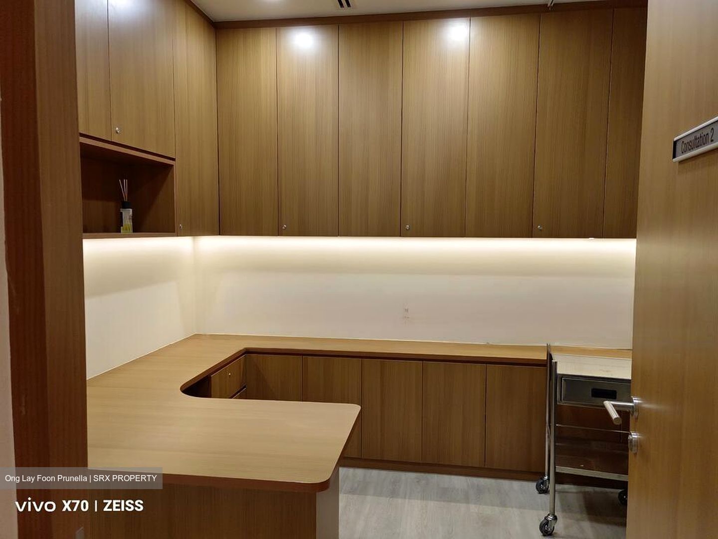 Mount Elizabeth Novena Hospital (D12), Retail #455602801